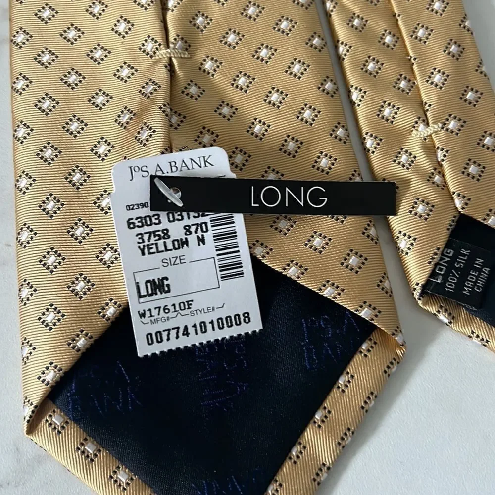 Jos. A. Bank men’s tie NWT